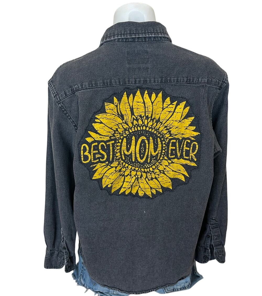 Best Mom Ever Black Chambray Button Down Shirt MEDIUM Gift Oversized Unique